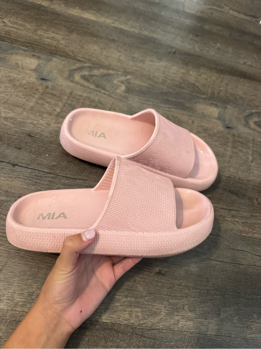 MIA Women's Pink Slide Sandals